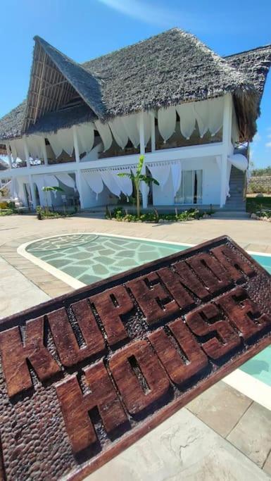 Kupenda House - Milele Resort Tamu, 와타무 외부 사진